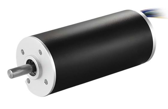 Low Cogging 32mm Slotless Brushless Motor 12V 75W 6095rpm Menghemat ruang
